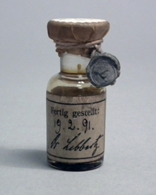 HC.Z.4.1
<br/>
Tuberculin, Koch's original
<br/>
<em></em>